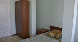 Гостиница Олимп Бор Односпальная кровать в общем номере с 2 кроватями-5